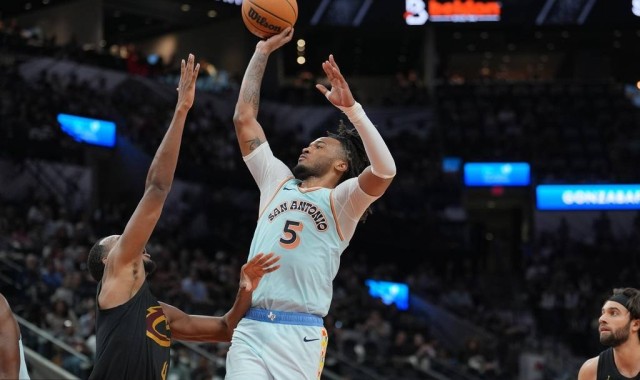 NBA官方公布最佳新秀阵容 卡斯尔全票+状元领衔一阵